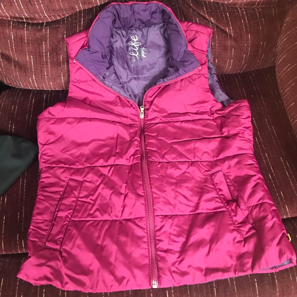 PINK PUFFER VEST